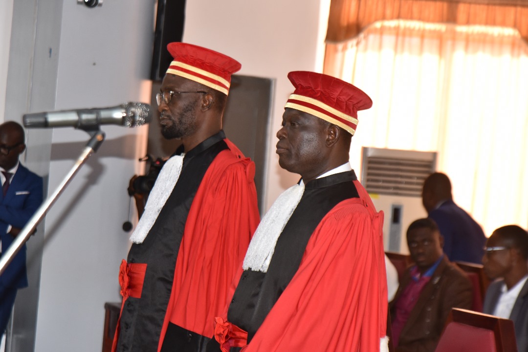 Vie des Juridictions membres de l’AA-HJF : La Cour suprême du Bénin accueille deux nouveaux conseillers dans un esprit d’exigence, de rigueur et d’engagement pour l’État de droit.